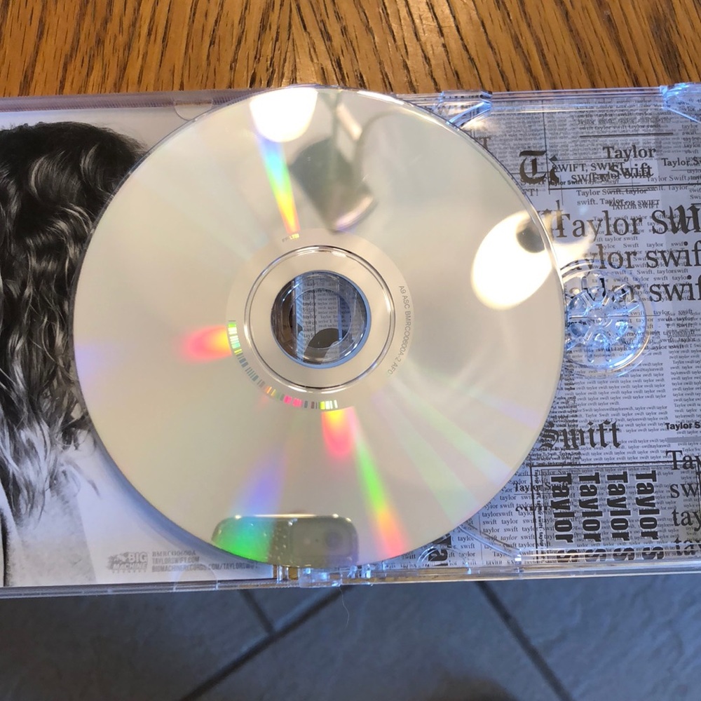 Taylor Swift Reputation CD - Picture 4 of 5